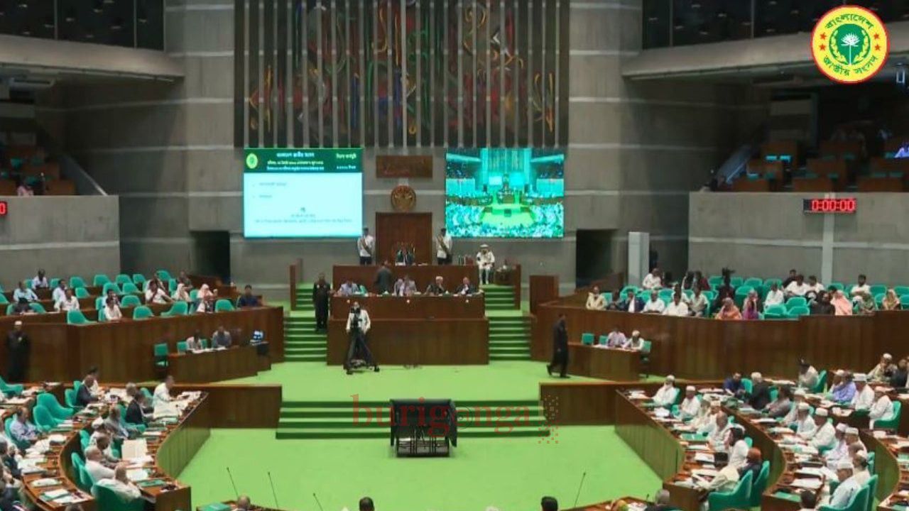 সংসদে ৯ লাখ ৩৮ হাজার কোটি টাকার বাজেট পাস, বুধবার থেকে কার্যকর