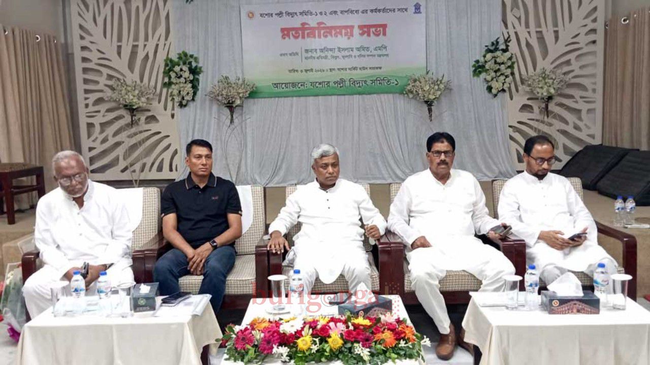 আন্তর্জাতিক বাজার অনুকূলে থাকলে ধাপে ধাপে আরও কমবে জ্বালানির দাম: প্রতিমন্ত্রী
