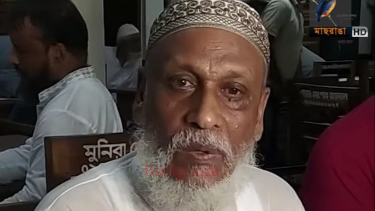 অণ্ডকোষ চেপে চেক-স্ট্যাম্পে স্বাক্ষর নেওয়ার অভিযোগে যুবদল নেতা আটক