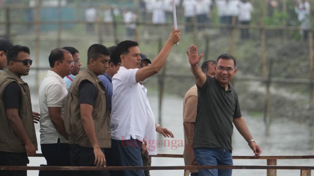 বরিশাল সফরে তারেক রহমান