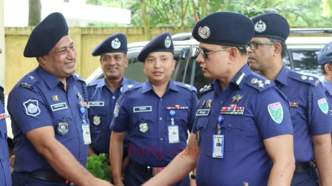 সুনামগঞ্জে ডিআইজি মহোদয়ের দি-বার্ষিক পরিদর্শন