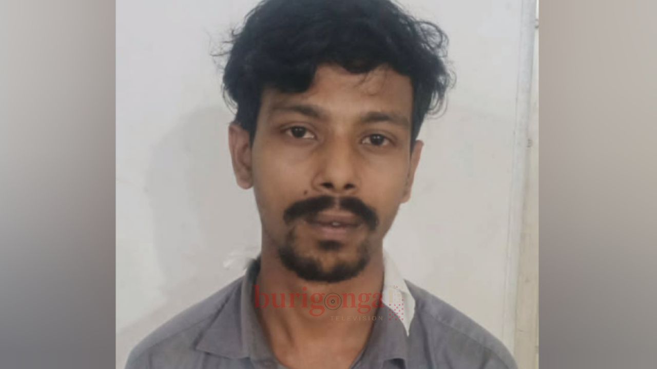 আশুলিয়ায় চলন্ত বাসে নারীকে ধর্ষণচেষ্টা, চালকের পর গ্রেপ্তার হেলপার