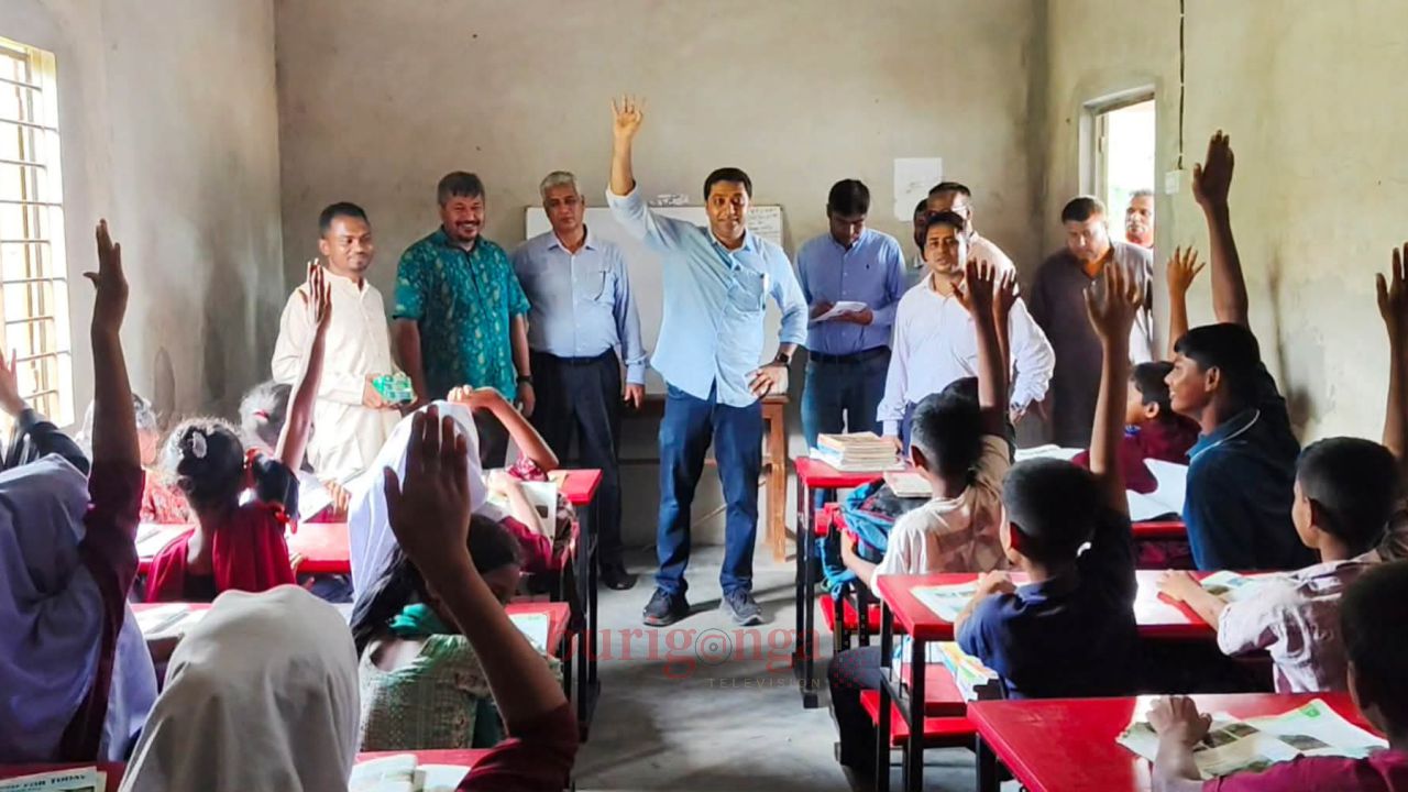 সীমান্তের প্রান্তিক জনপদে শিক্ষার প্রদীপ জ্বালাচ্ছে গুচ্ছগ্রাম বিদ্যালয়: প্রতিমন্ত্রী ববি হাজ্জাজ