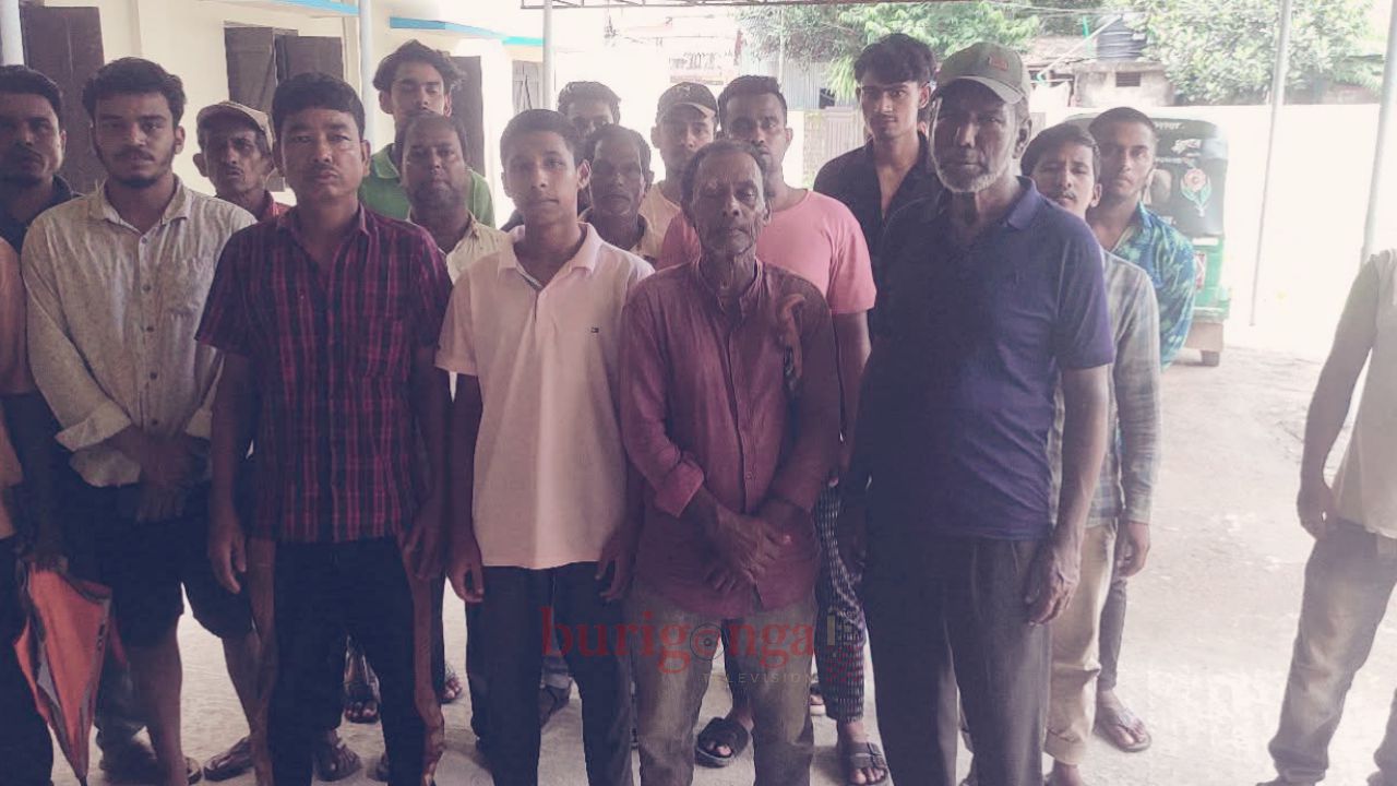 ছাতকে ৪০ জন শ্রমিক-কে  কারখানার গেট থেকে ফিরিয়ে দিয়েছে কর্তৃপক্ষ 