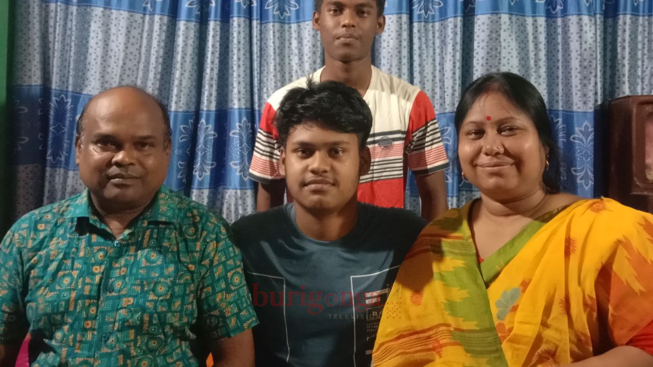 বীর প্রতাপ রায় জিপিএ-৫  পেয়ে চিপ ডিজাইনিং ইঞ্জিনিয়ার হতে আগ্রহী 