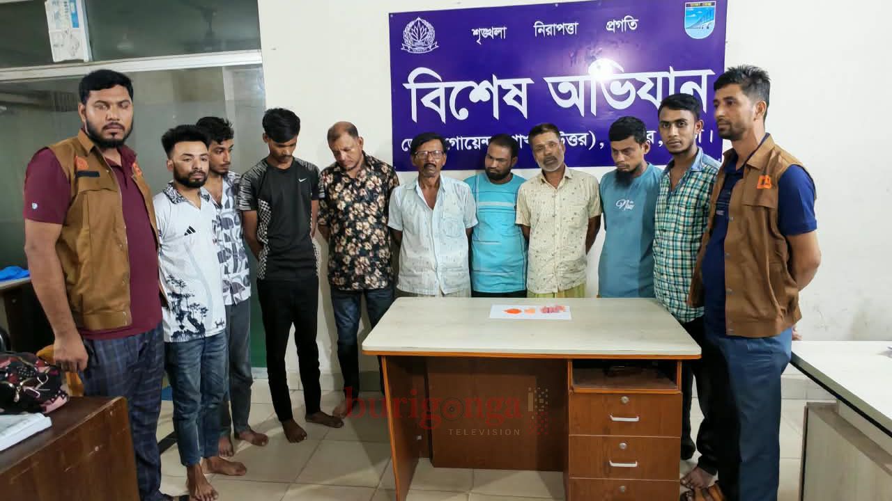 সাভারে পৃথক অভিযানে ইয়াবাসহ ৯ মাদক ব্যবসায়ীকে আটক করেছে ডিবি