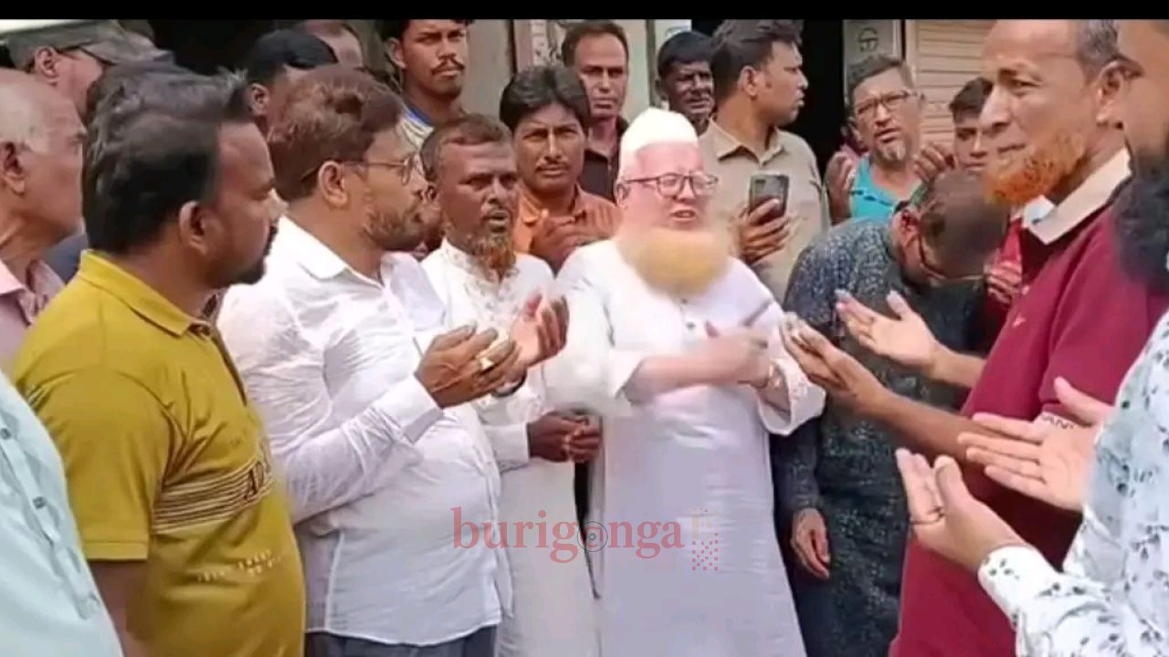 ১৫ জনের বিরুদ্ধে মামলা, গ্রেপ্তার ২ জন, বিএনপির বিক্ষোভ, জামায়াতের সংবাদ সম্মেলন