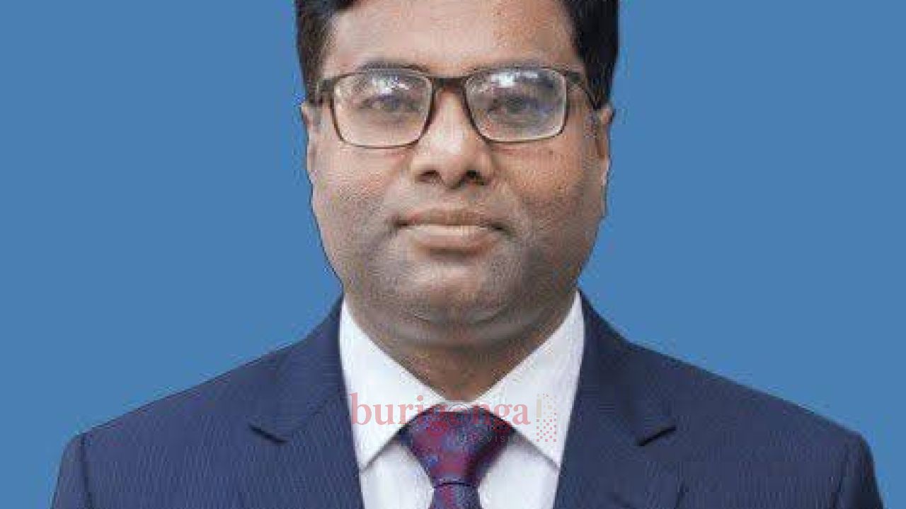 &lrm;পরিশ্রম ও কর্মদক্ষতায় দৃষ্টান্ত স্থাপন করছেন শাহজাদপুরের শিক্ষা কর্মকর্তা সাইদুল ইসলাম